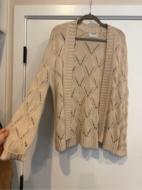 Old Navy Cream Open-Knit Cardigan Sweater